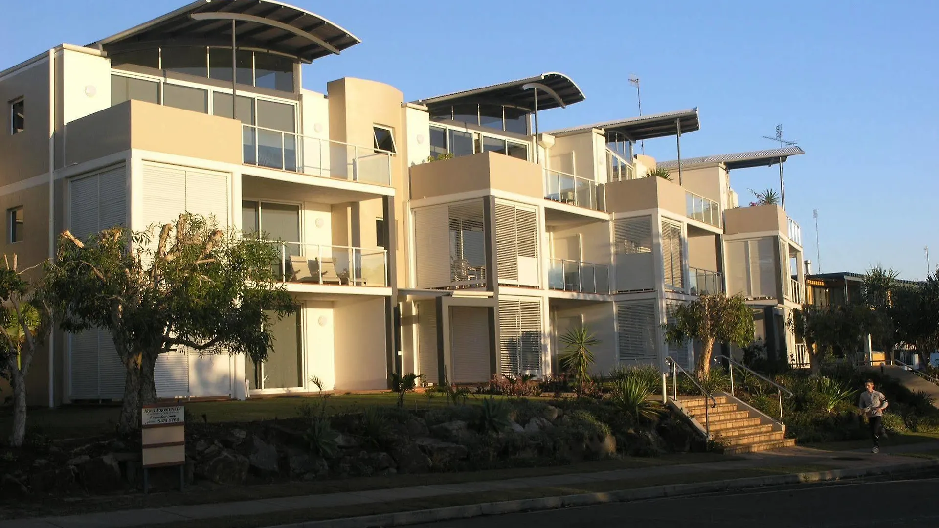 Aqua Promenade Beachfront Apartments Sunshine Coast 4*,  Ausztrália