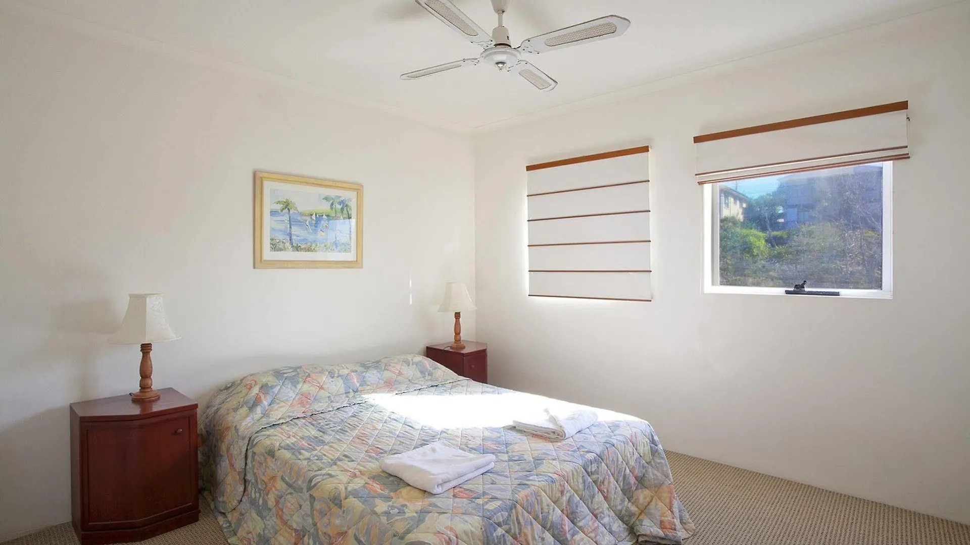 Aqua Promenade Beachfront Apartments Sunshine Coast Ausztrália
