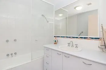 Aqua Promenade Beachfront Apartments Sunshine Coast Hotel