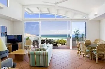 Hotel Aqua Promenade Beachfront Apartments Sunshine Coast